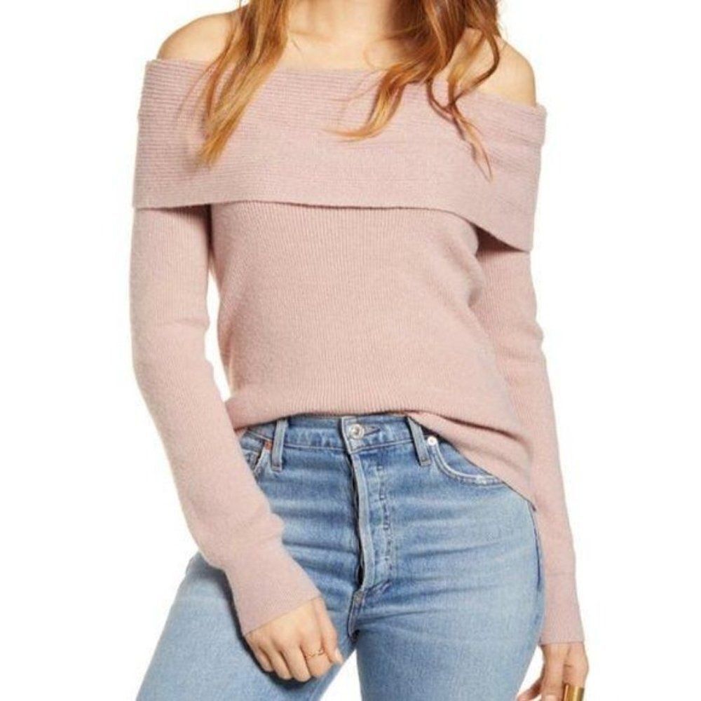 LEITH Off The Shoulder Sweater In Pink Adobe XS